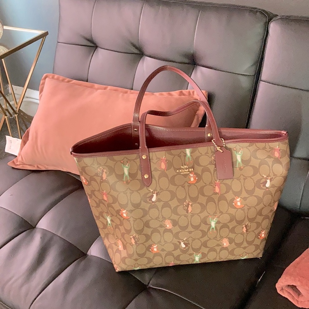Coach tote